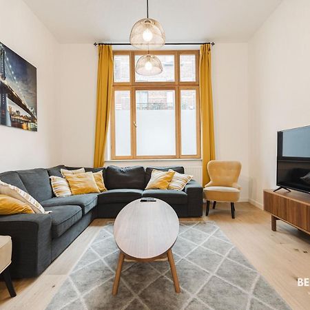 Maison Spacieuse De 6 Chambres Proche Gare Midi Брюксел Екстериор снимка